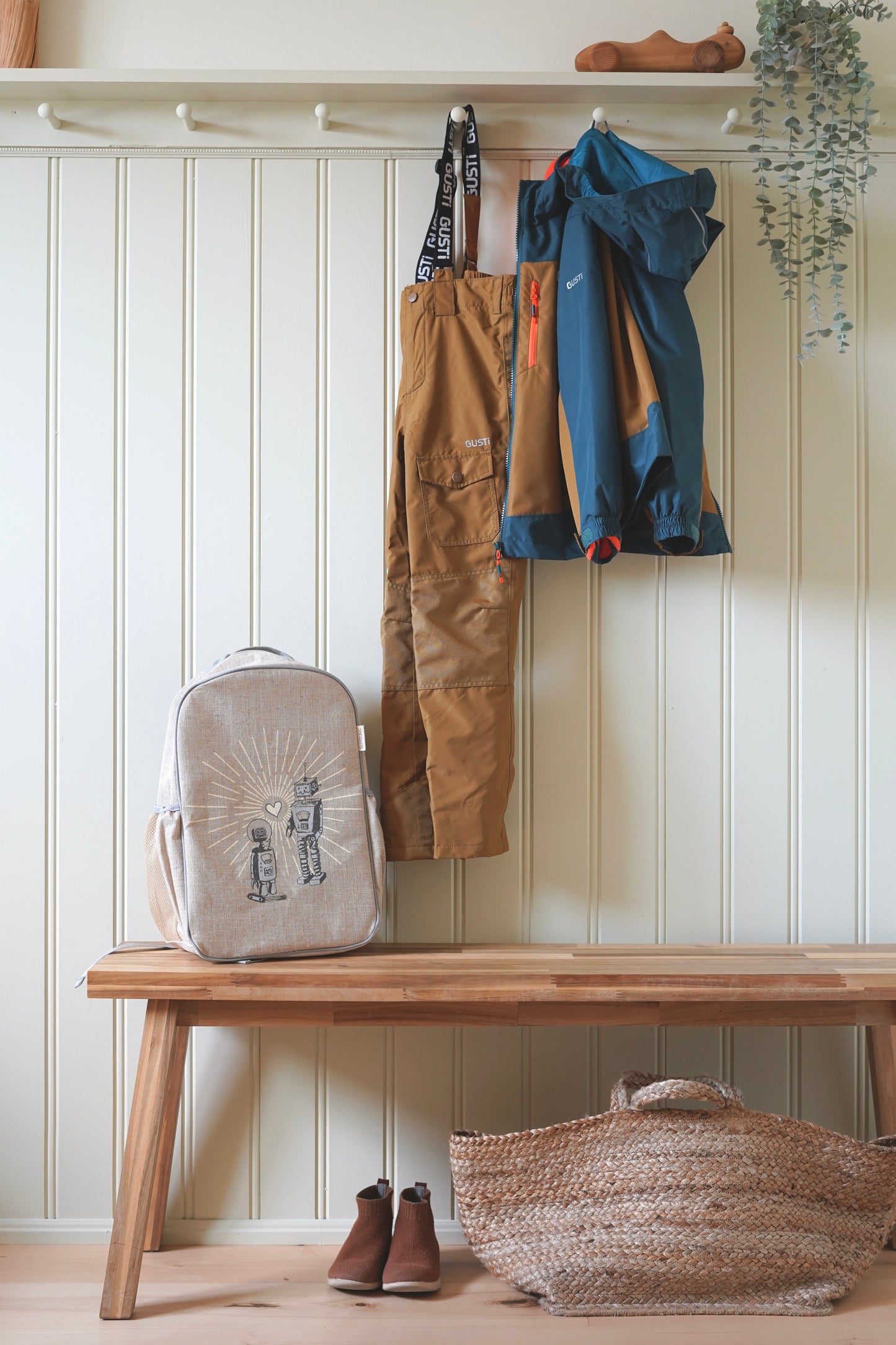 Drava Mid-Season Pants